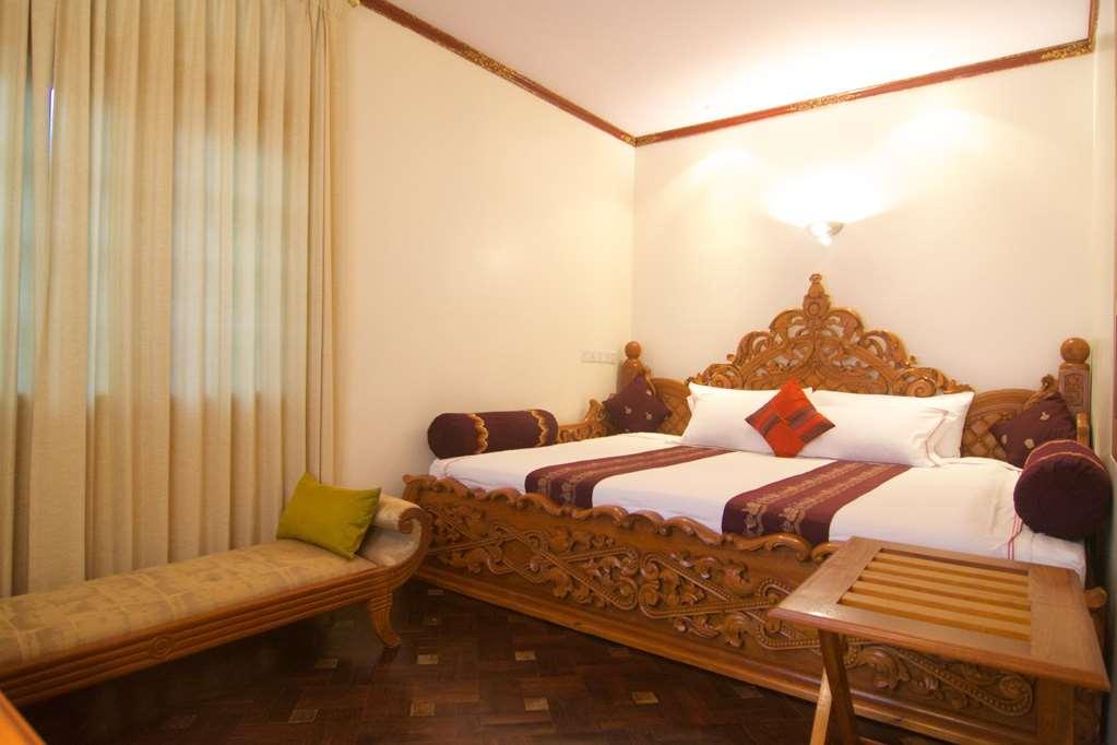 The Hotel By The Red Canal Mandalay Kamer foto