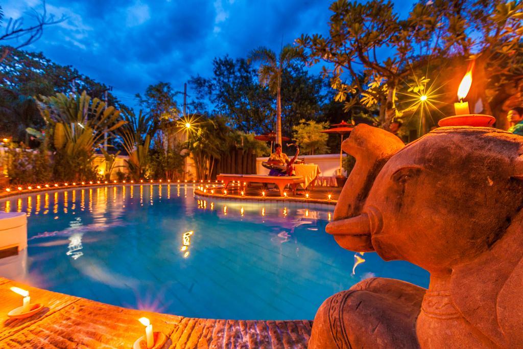 The Hotel By The Red Canal Mandalay Buitenkant foto