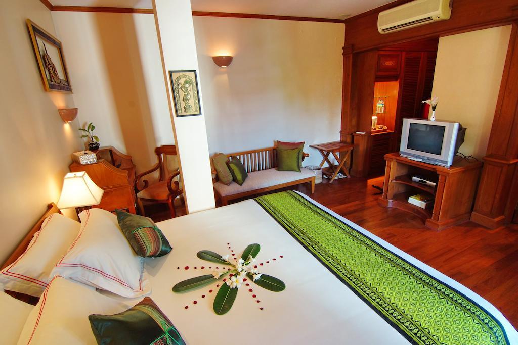 The Hotel By The Red Canal Mandalay Buitenkant foto