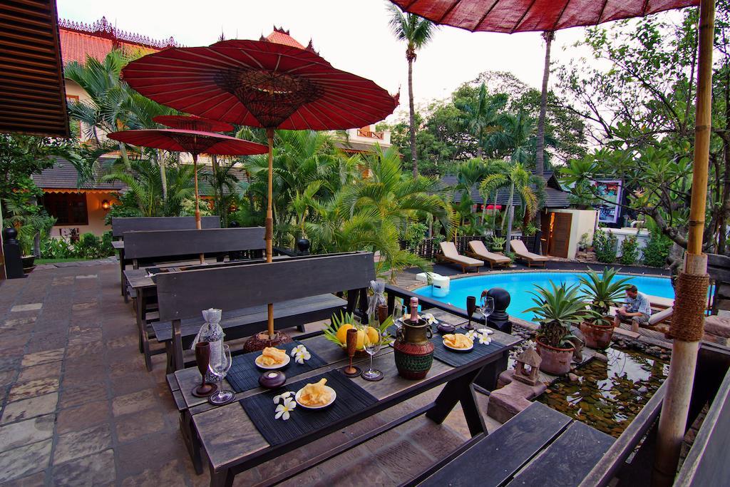 The Hotel By The Red Canal Mandalay Buitenkant foto