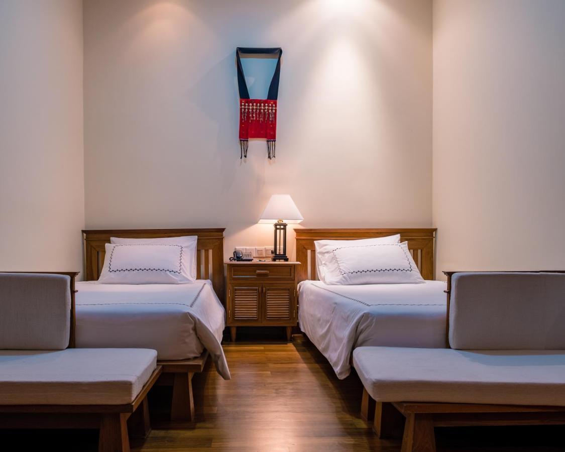 The Hotel By The Red Canal Mandalay Buitenkant foto